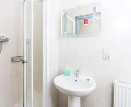 Cool Quarto em Acomodações Particulares *